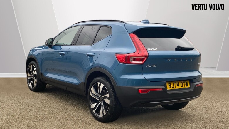 Volvo XC40 2.0 B4P Ultra Dark 5dr Auto Petrol Estate